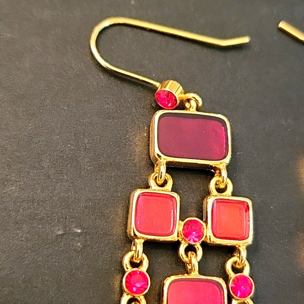 NEW Chandelier Earrings, Red & Gold, Enamel & Crystals, Le Chateau - Picture 4 of 9